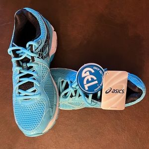 Asics GT-2000 Dynamic Duomax Running Shoes, Blue, New With Tags